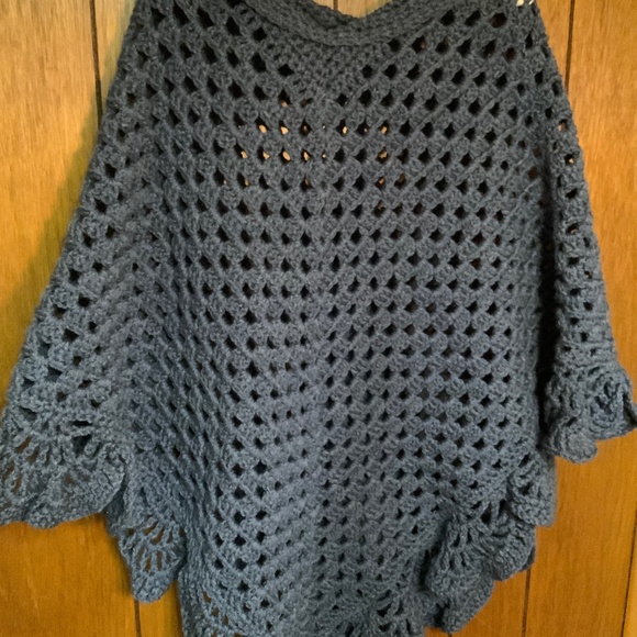 Poncho - Picture 1 of 1